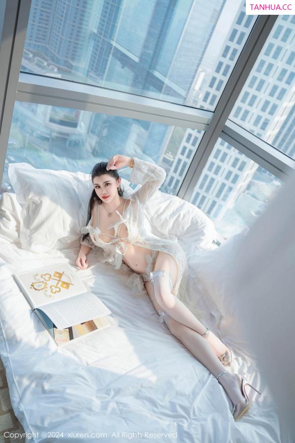 王格 王婉悠 [XiuRen]高清写真图 2024.07.10 No.8837 王婉悠Queen 妩媚丰腴第15张图片